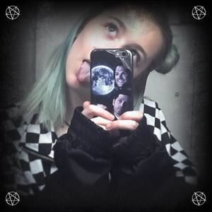 Meet your Posher, Renee